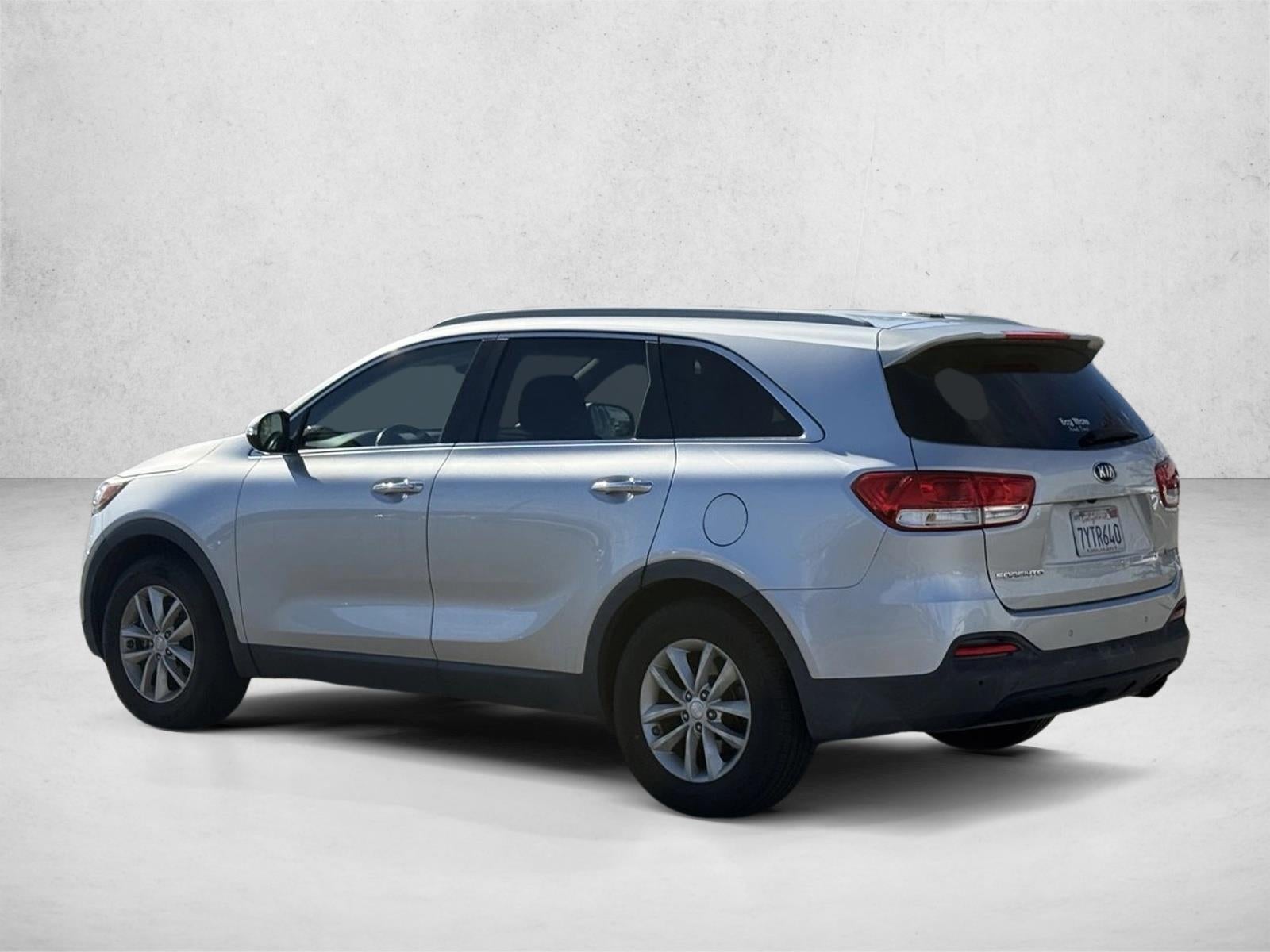 2016 Kia Sorento FWD 4dr 2.4L LX