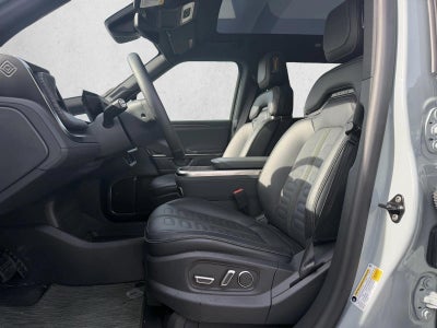 2026 Rivian R1S Dual-Motor Max Pack