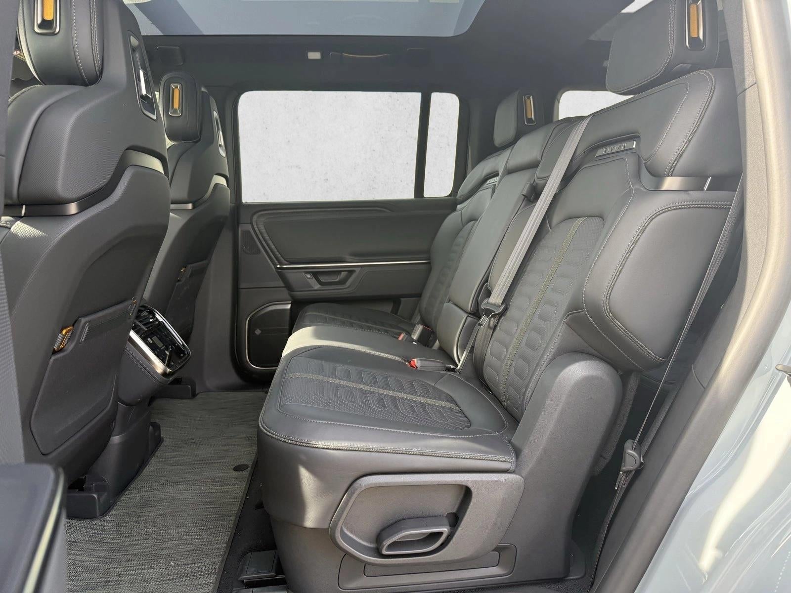 2026 Rivian R1S Dual-Motor Max Pack