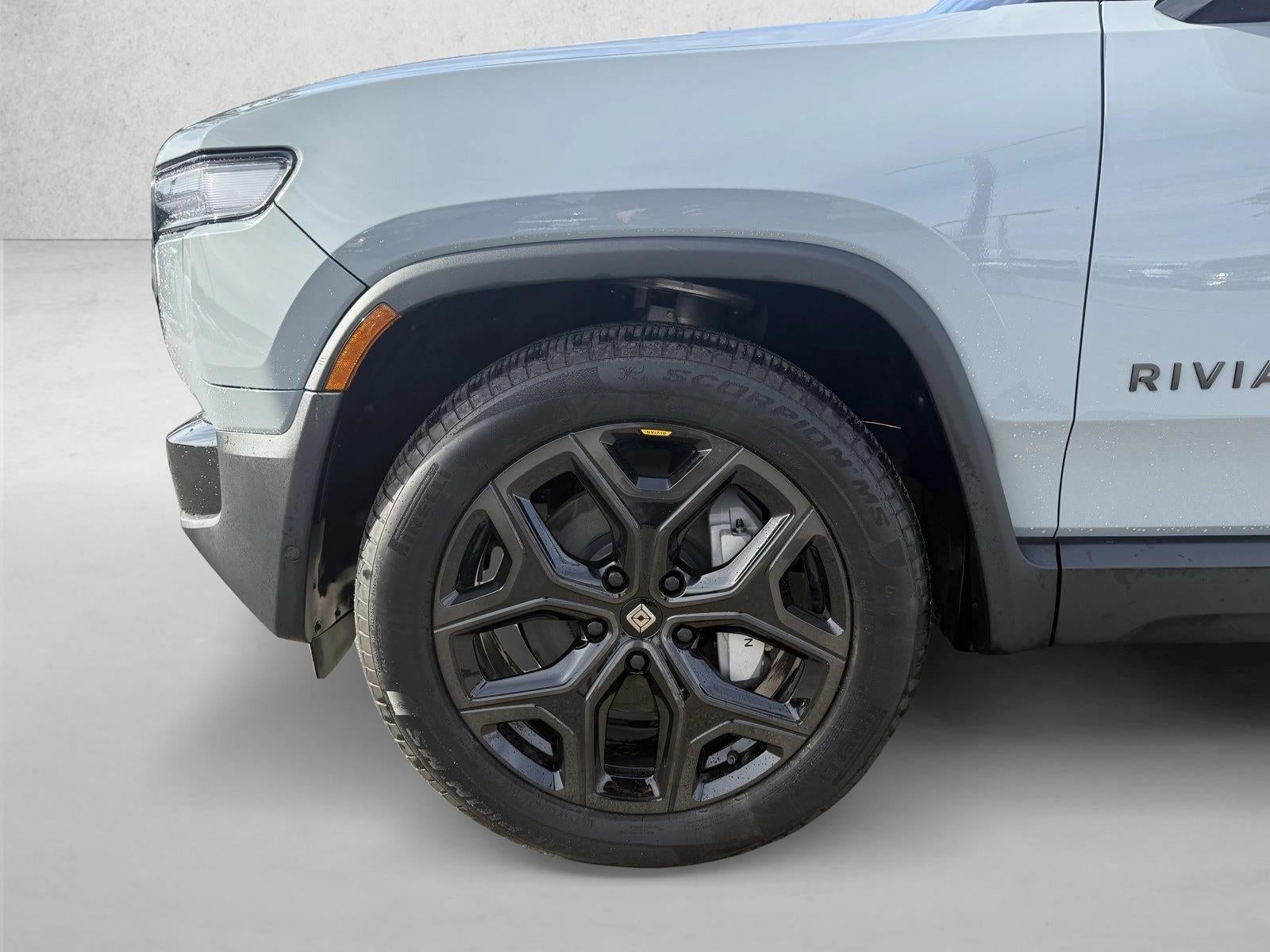 2026 Rivian R1S Dual-Motor Max Pack