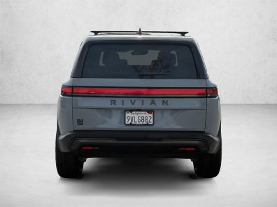 2026 Rivian R1S Dual-Motor Max Pack