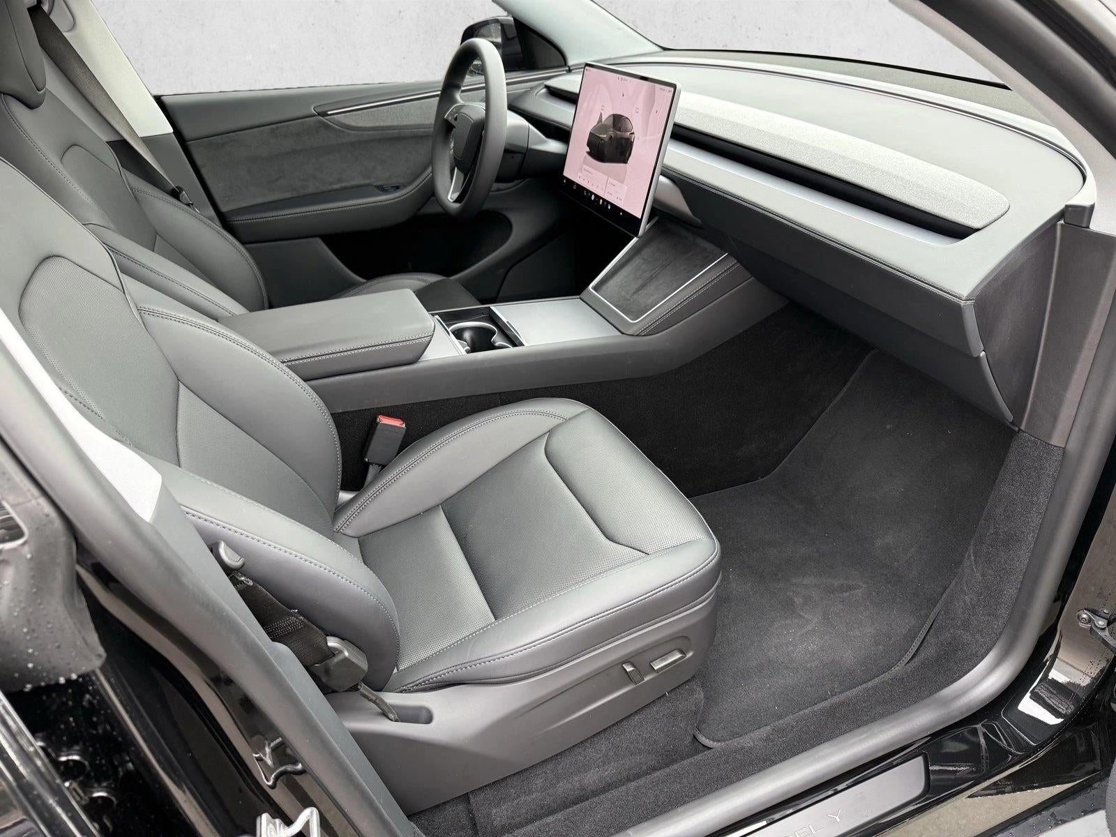 2026 Tesla Model Y Premium RWD
