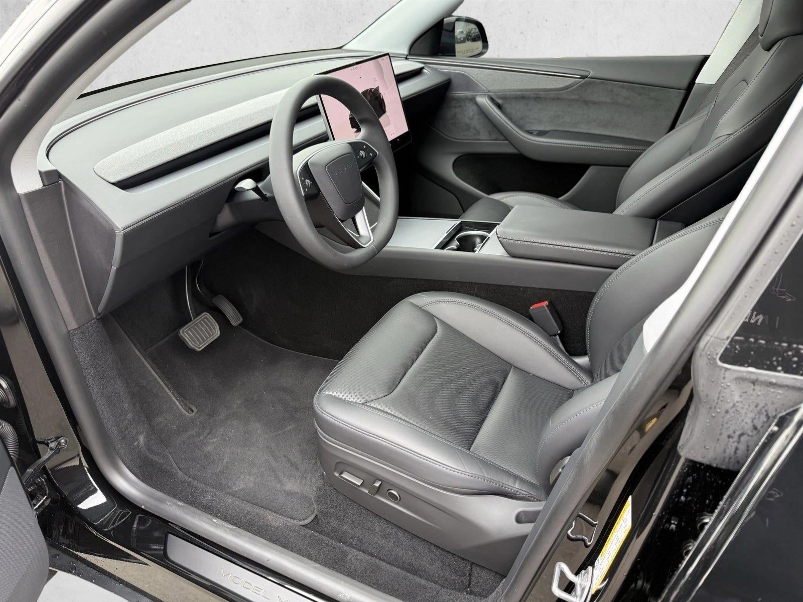 2026 Tesla Model Y Premium RWD