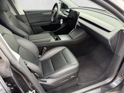 2026 Tesla Model Y Premium AWD