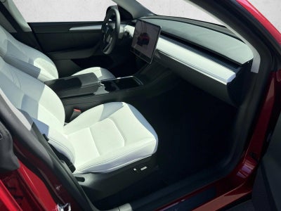 2024 Tesla Model Y Performance AWD