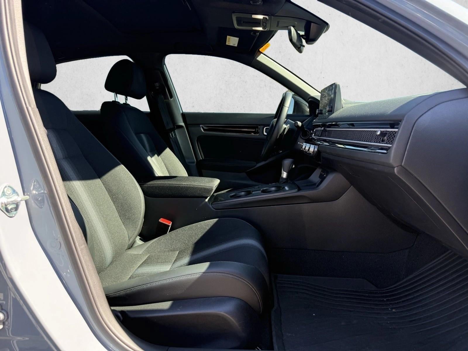 2025 Honda Civic Hatchback Hybrid Sport CVT