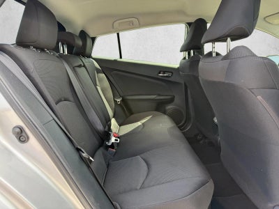 2022 Toyota Prius L Eco (Natl)