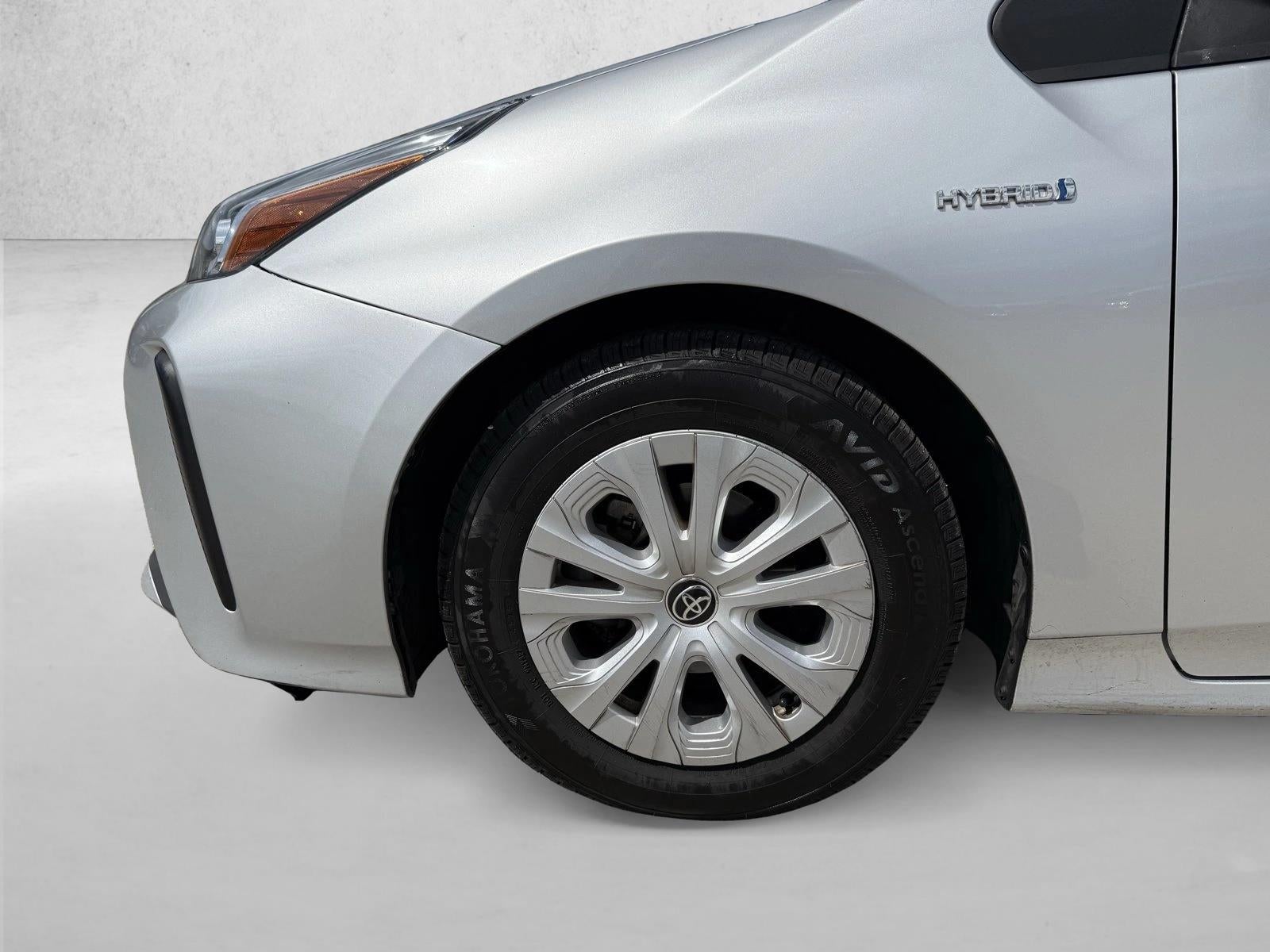2022 Toyota Prius L Eco (Natl)