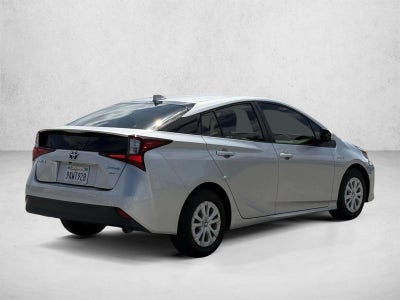 2022 Toyota Prius L Eco (Natl)