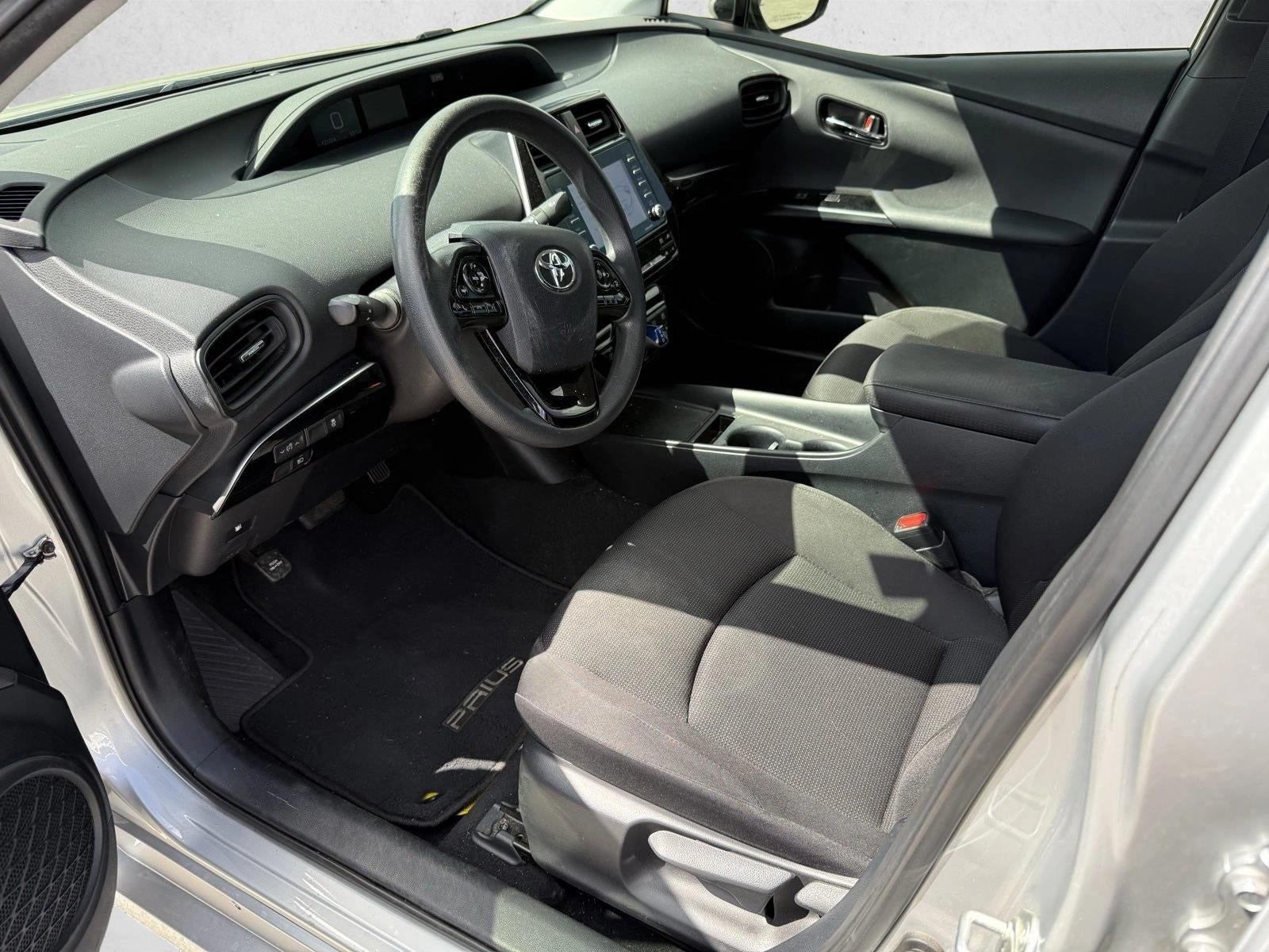 2022 Toyota Prius L Eco (Natl)