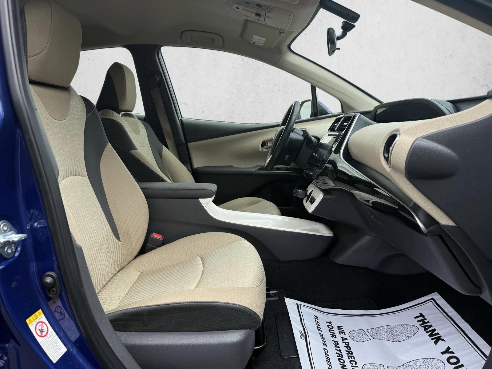 2016 Toyota Prius 5dr HB Three (Natl)