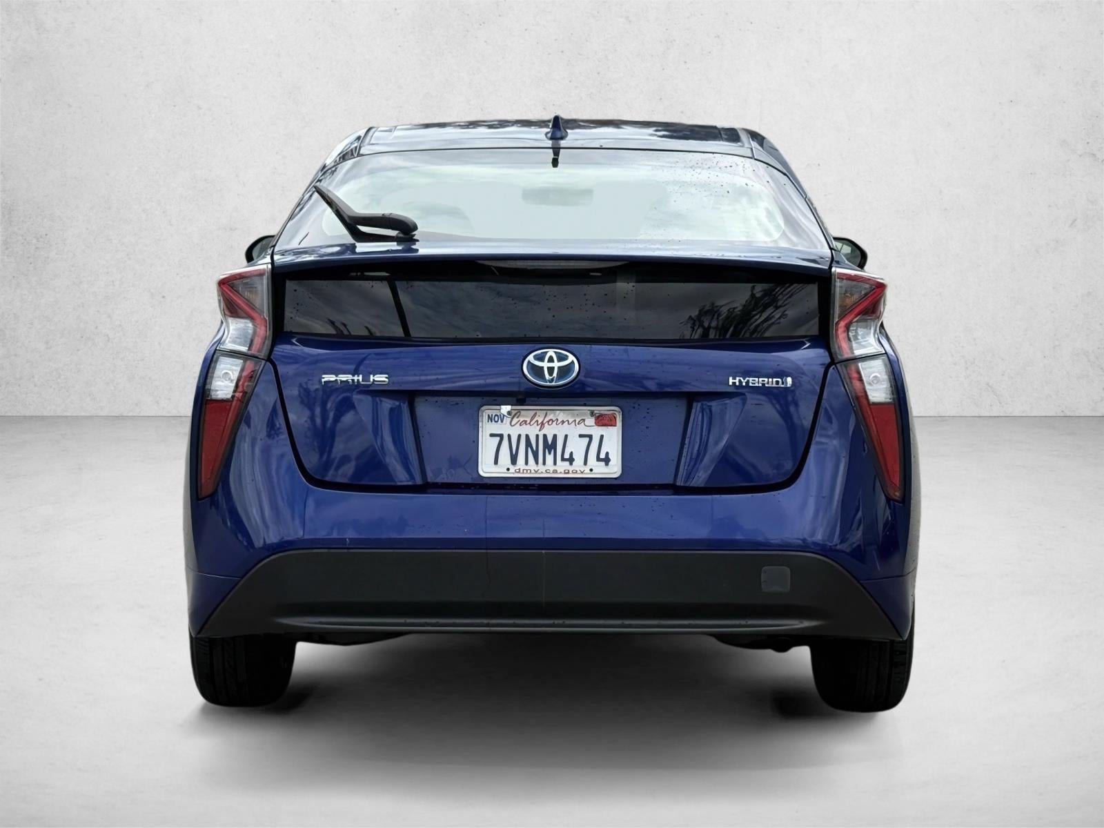 2016 Toyota Prius 5dr HB Three (Natl)