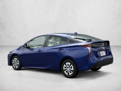 2016 Toyota Prius 5dr HB Three (Natl)