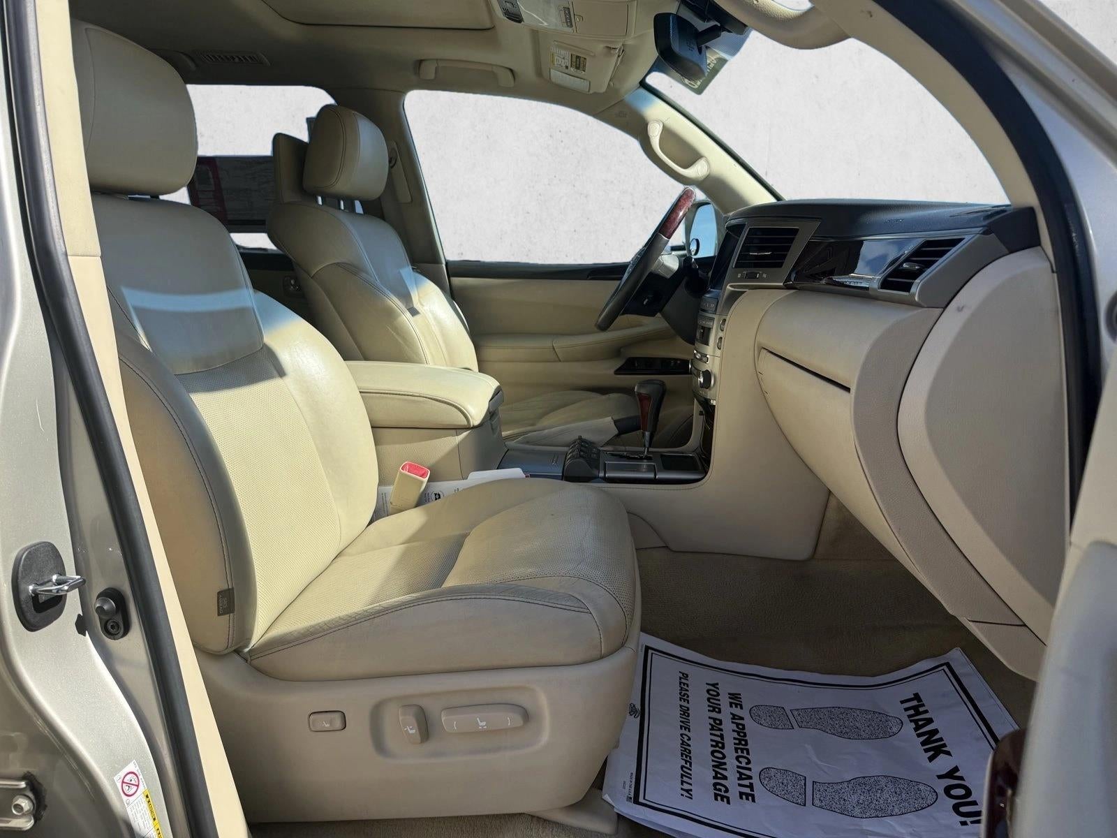 2015 Lexus LX 570 4WD 4dr