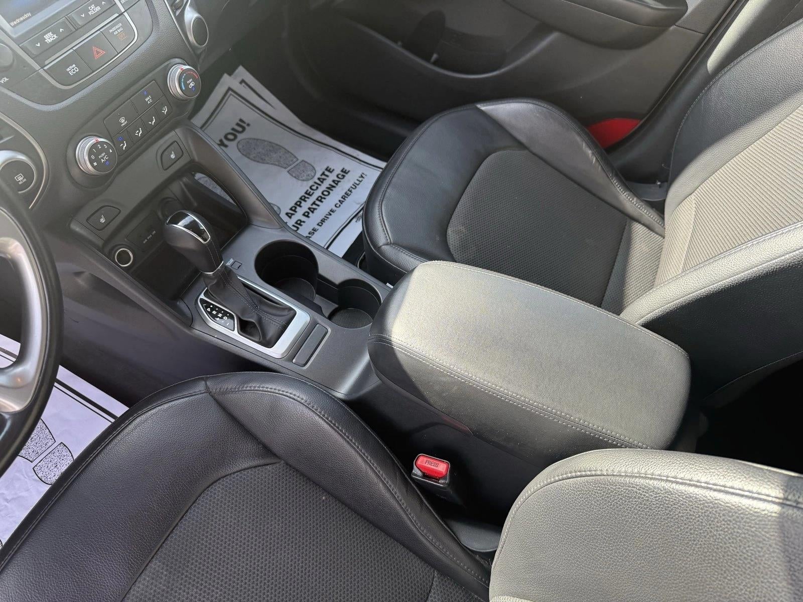 2014 Hyundai TUCSON FWD 4dr SE