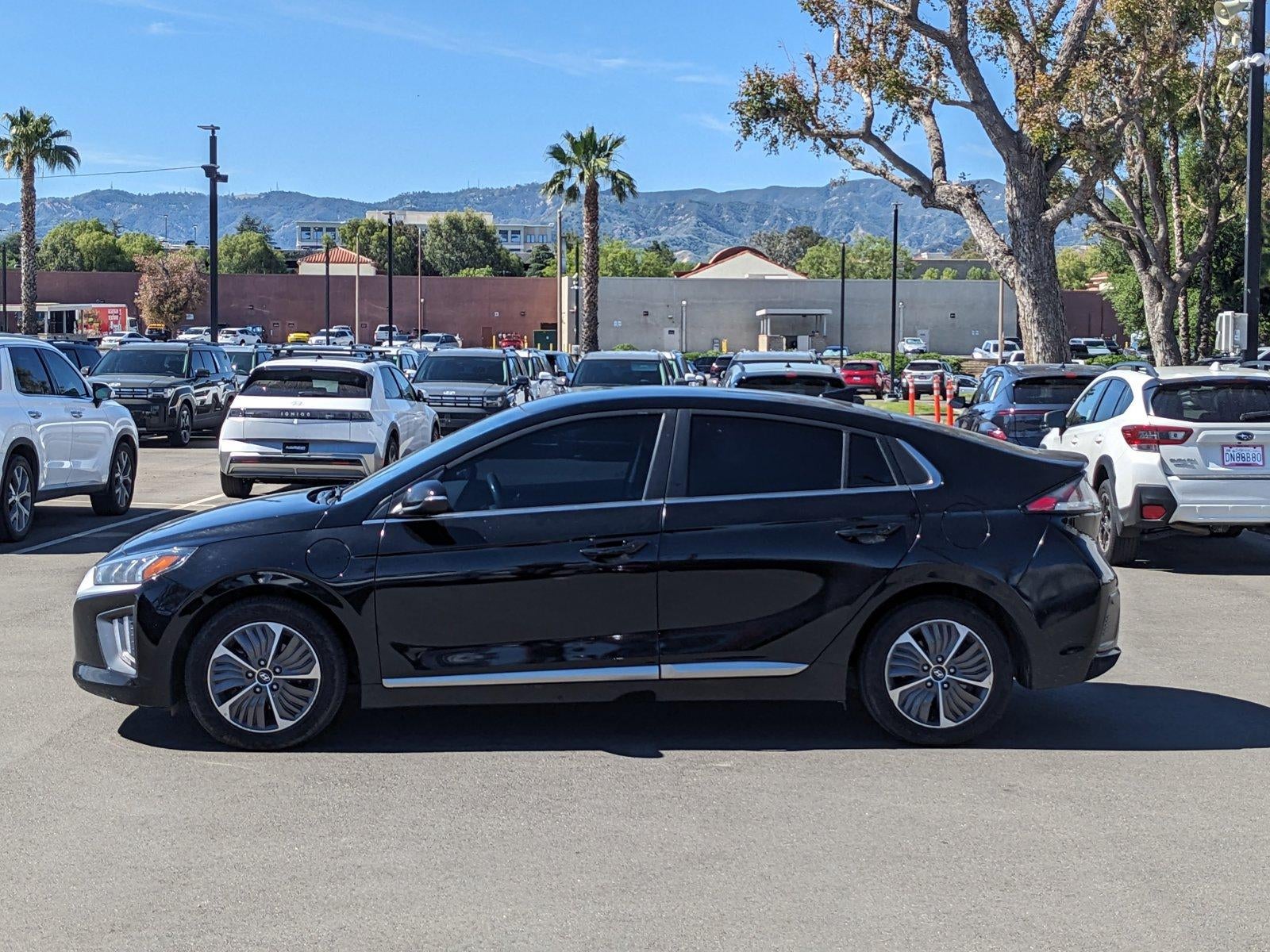 2022 Hyundai IONIQ Plug-In Hybrid SEL Hatchback