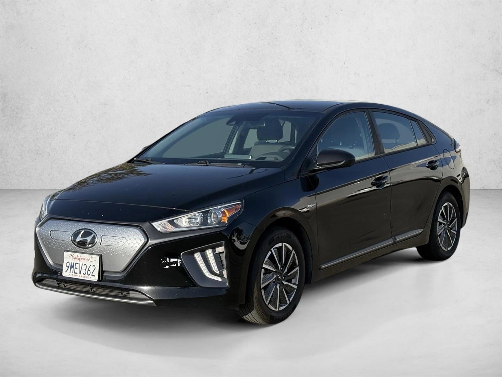 2020 Hyundai IONIQ Electric SE Hatchback