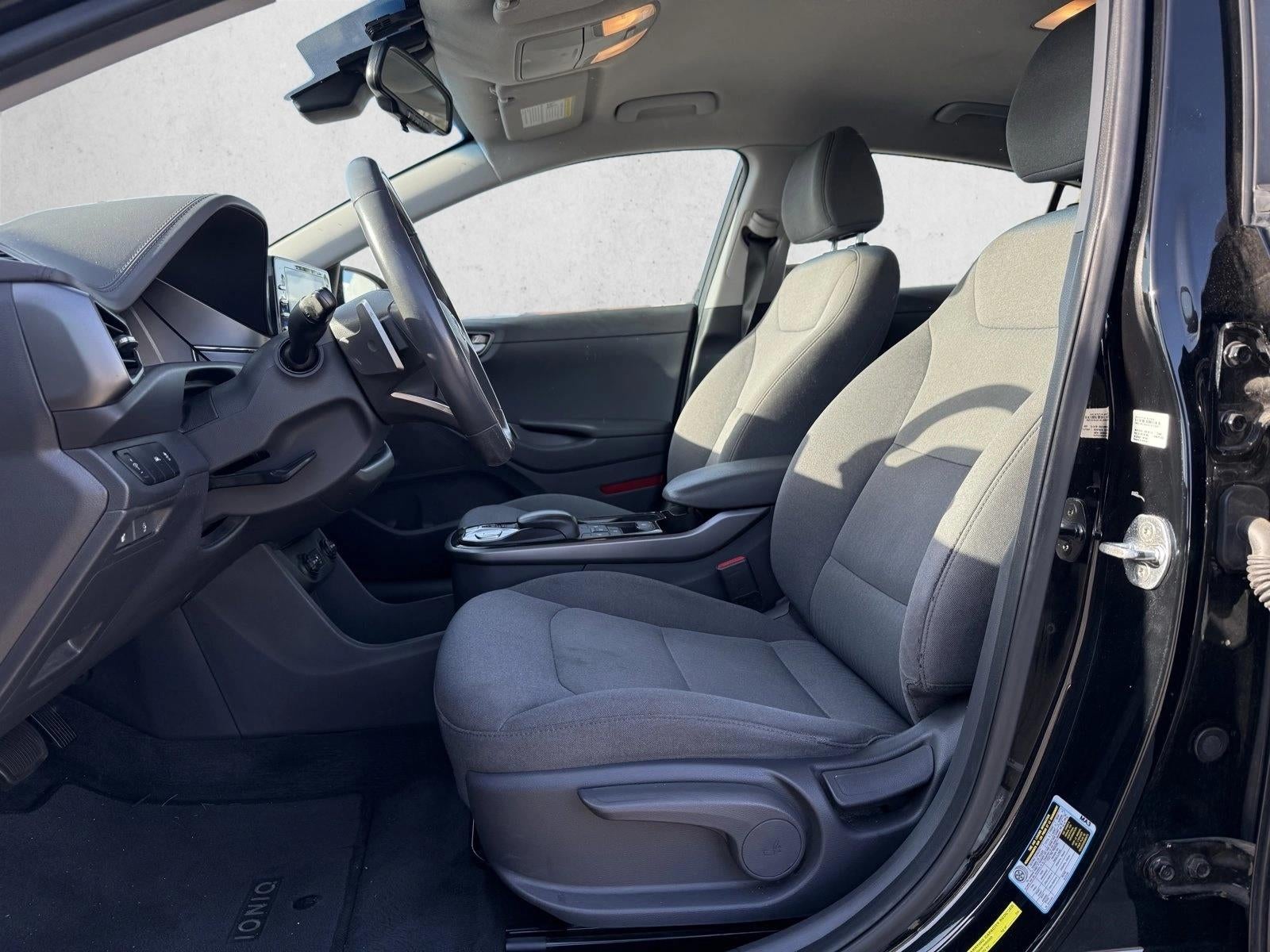 2020 Hyundai IONIQ Electric SE Hatchback