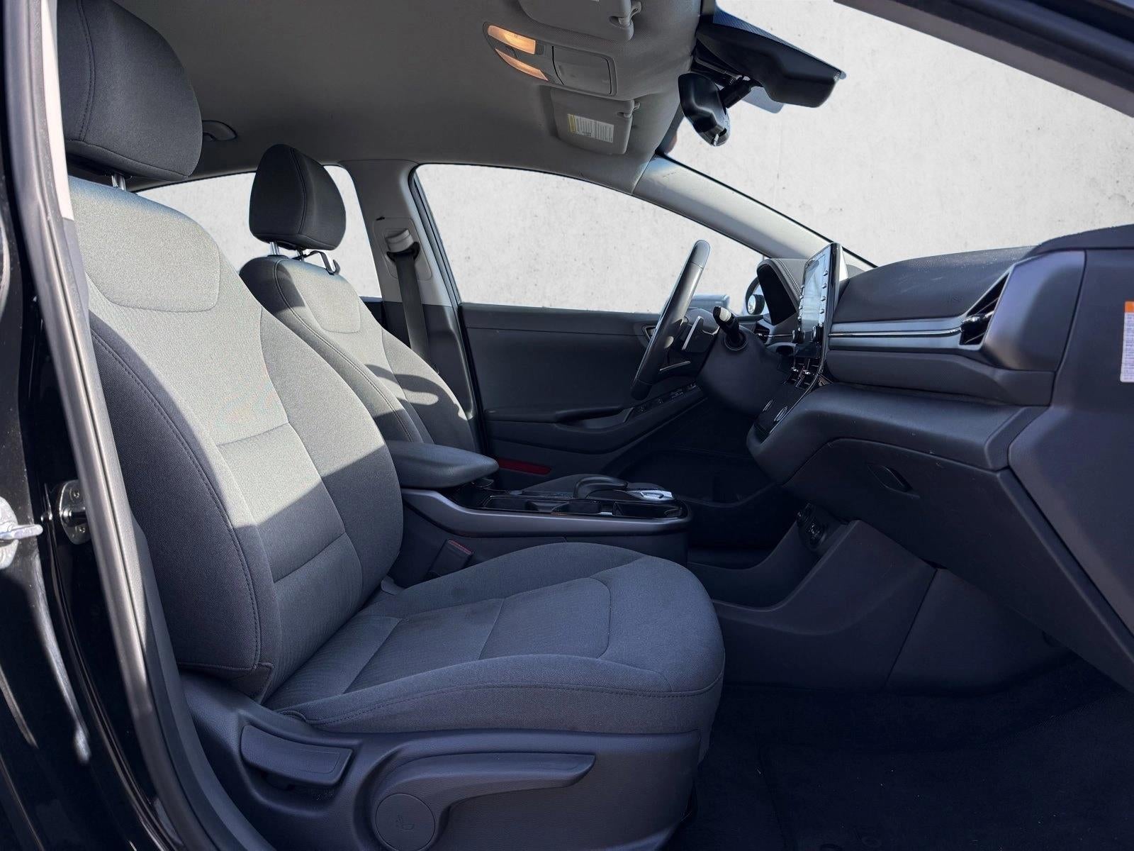2020 Hyundai IONIQ Electric SE Hatchback