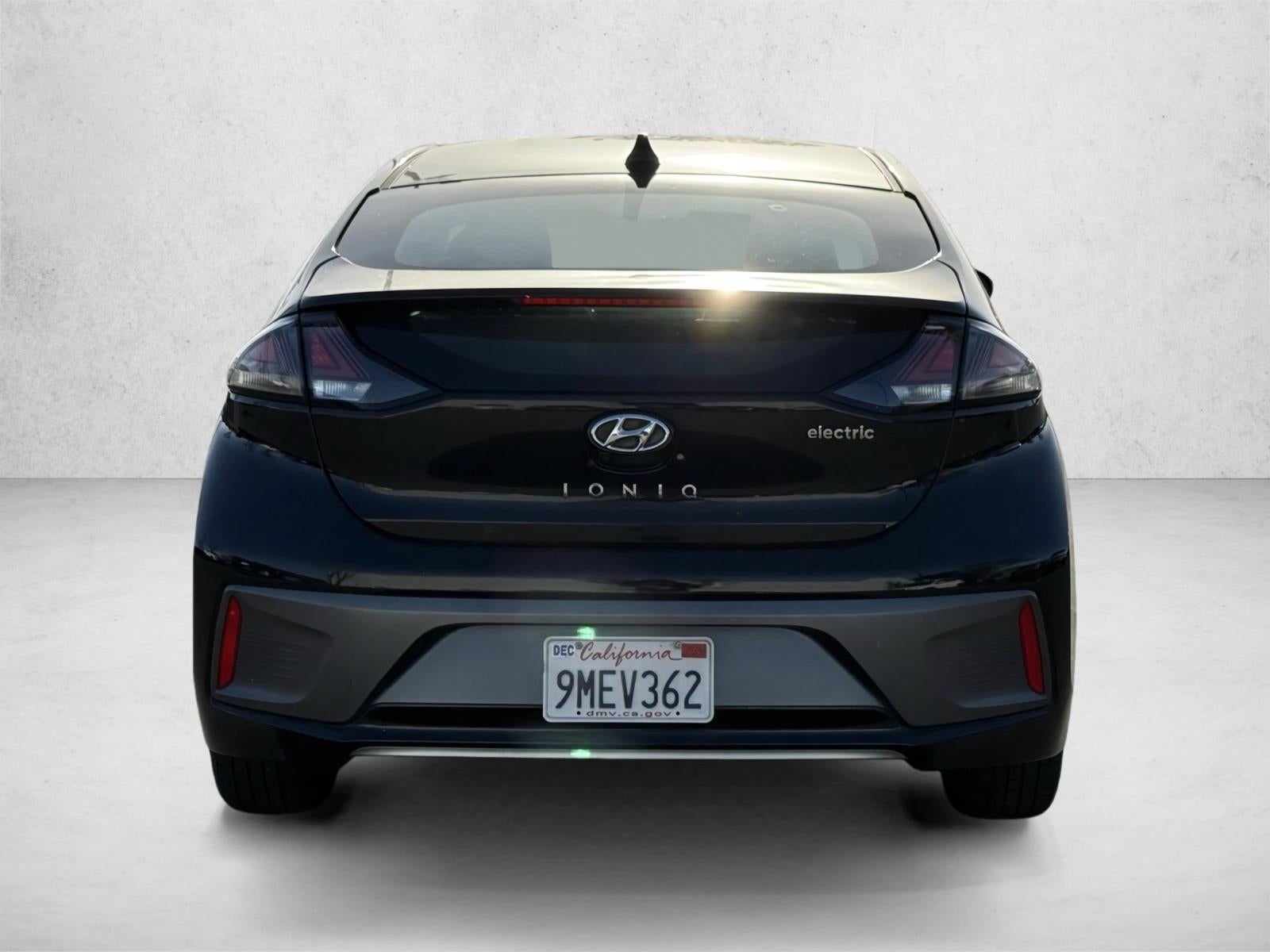 2020 Hyundai IONIQ Electric SE Hatchback