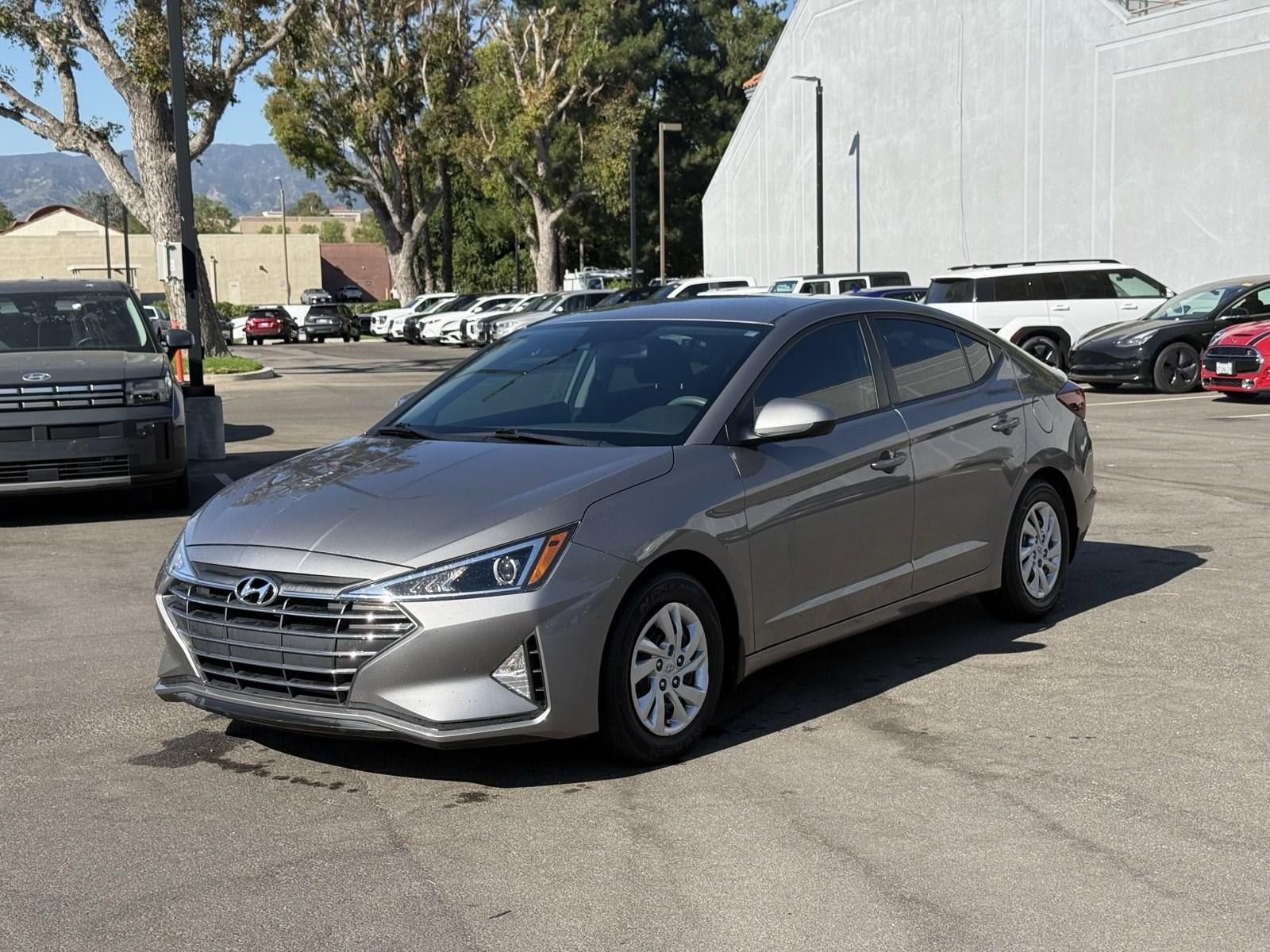 2020 Hyundai ELANTRA SE IVT