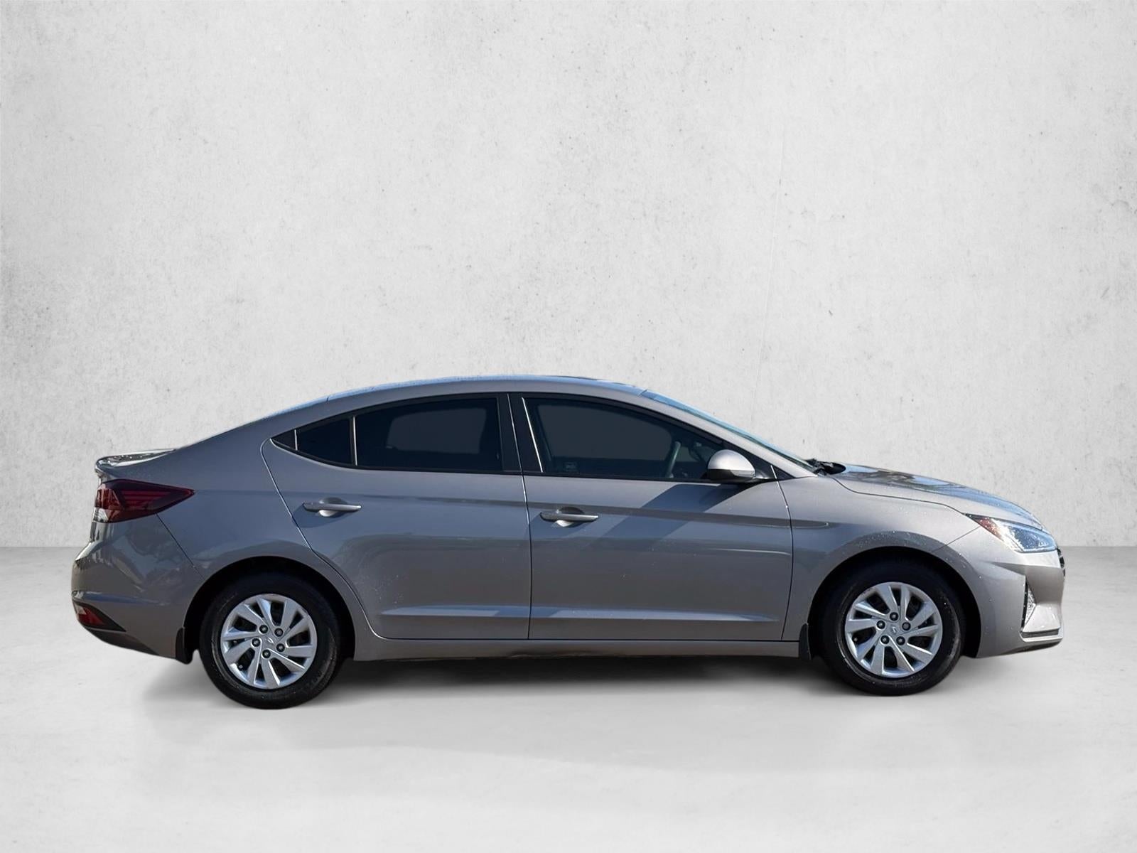 2020 Hyundai ELANTRA SE IVT