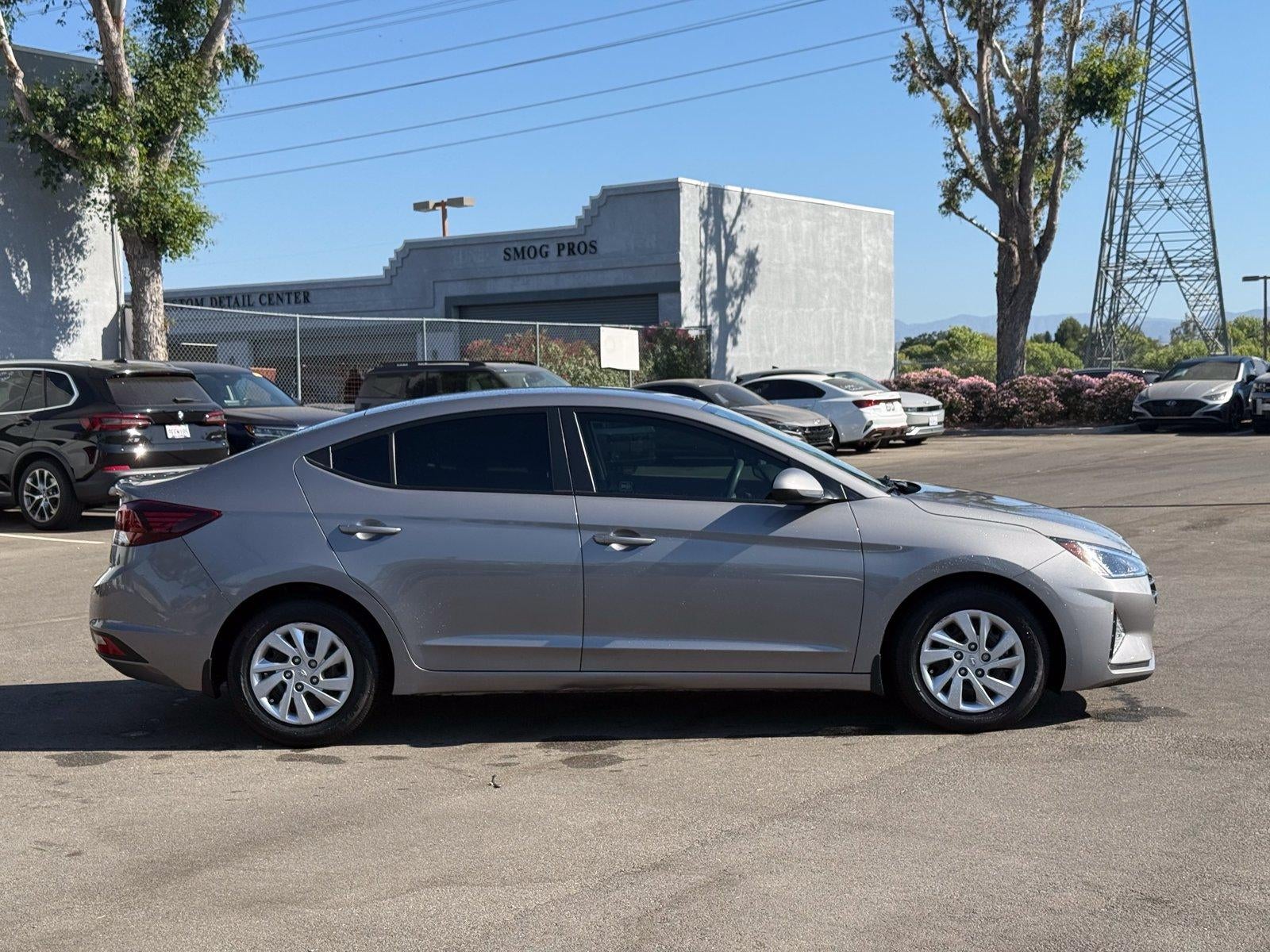 2020 Hyundai ELANTRA SE IVT
