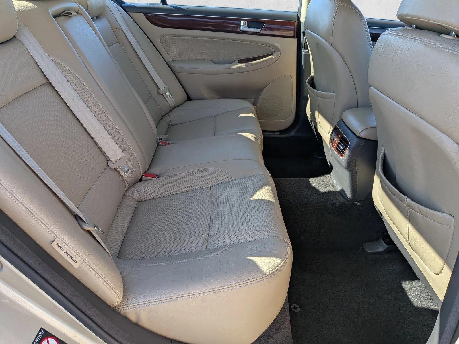 2012 Hyundai GENESIS 4dr Sdn V6 3.8L