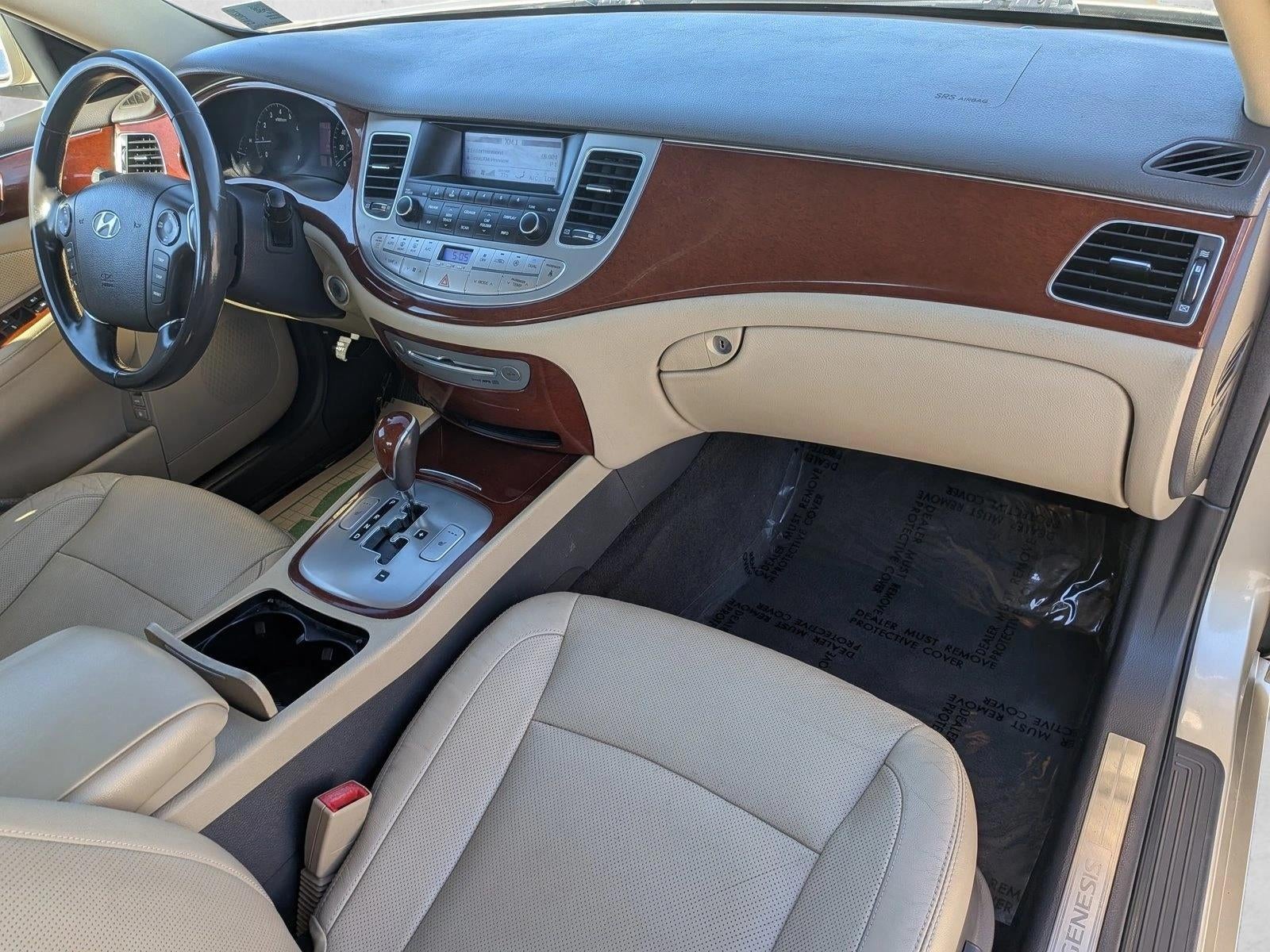 2012 Hyundai GENESIS 4dr Sdn V6 3.8L