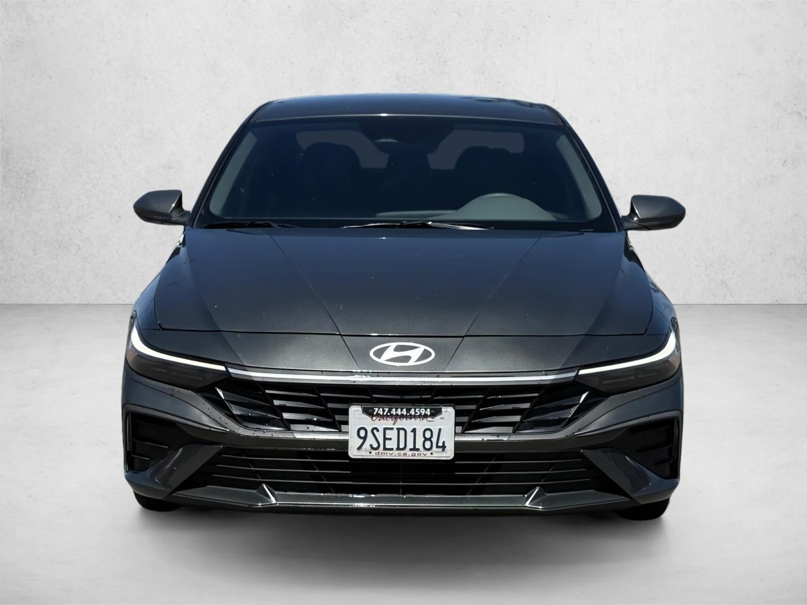 2025 Hyundai ELANTRA SE IVT