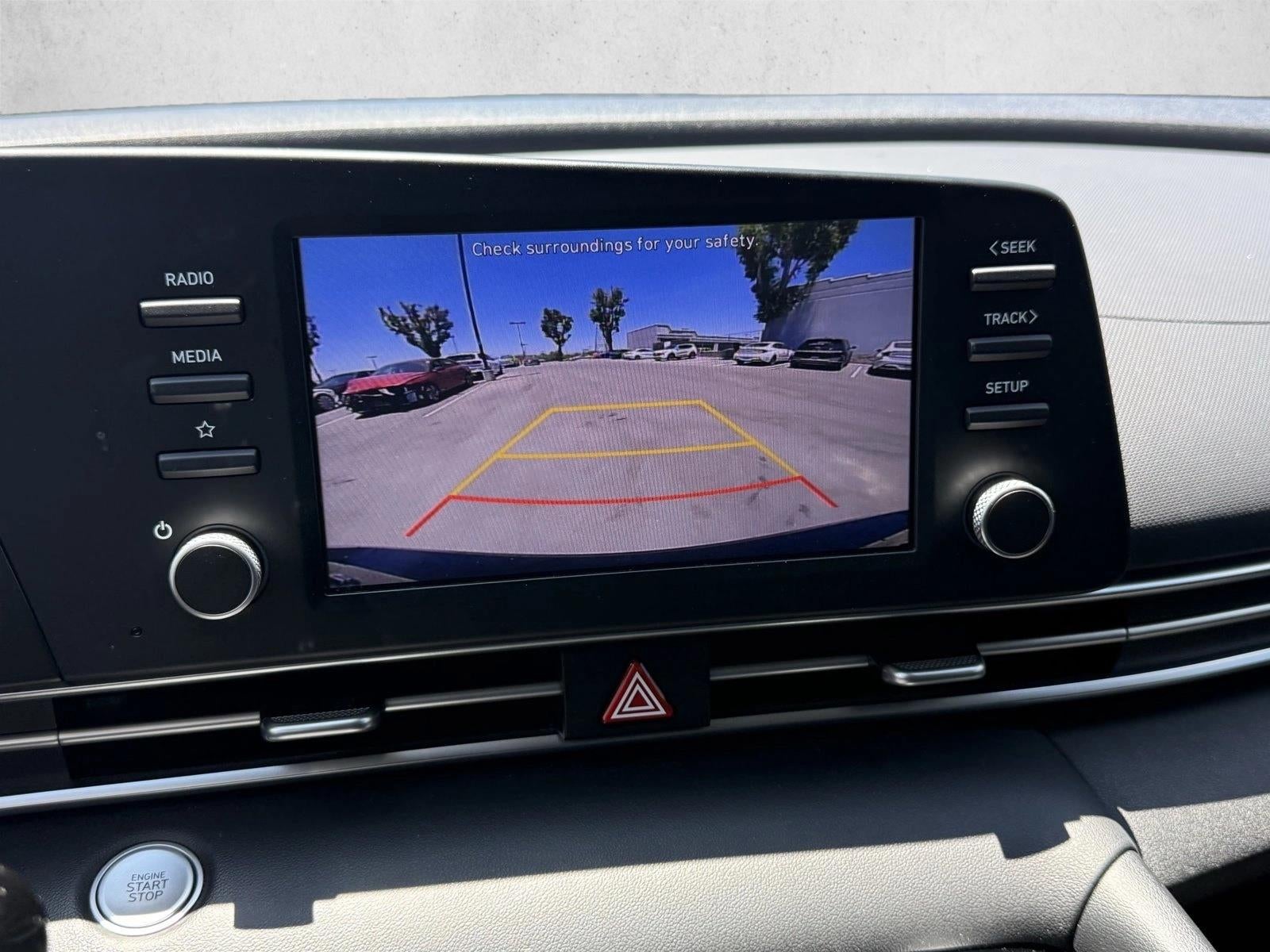 2022 Hyundai ELANTRA SEL IVT