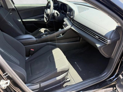 2022 Hyundai ELANTRA SEL IVT