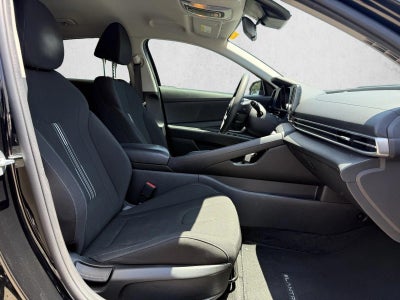 2022 Hyundai ELANTRA SEL IVT