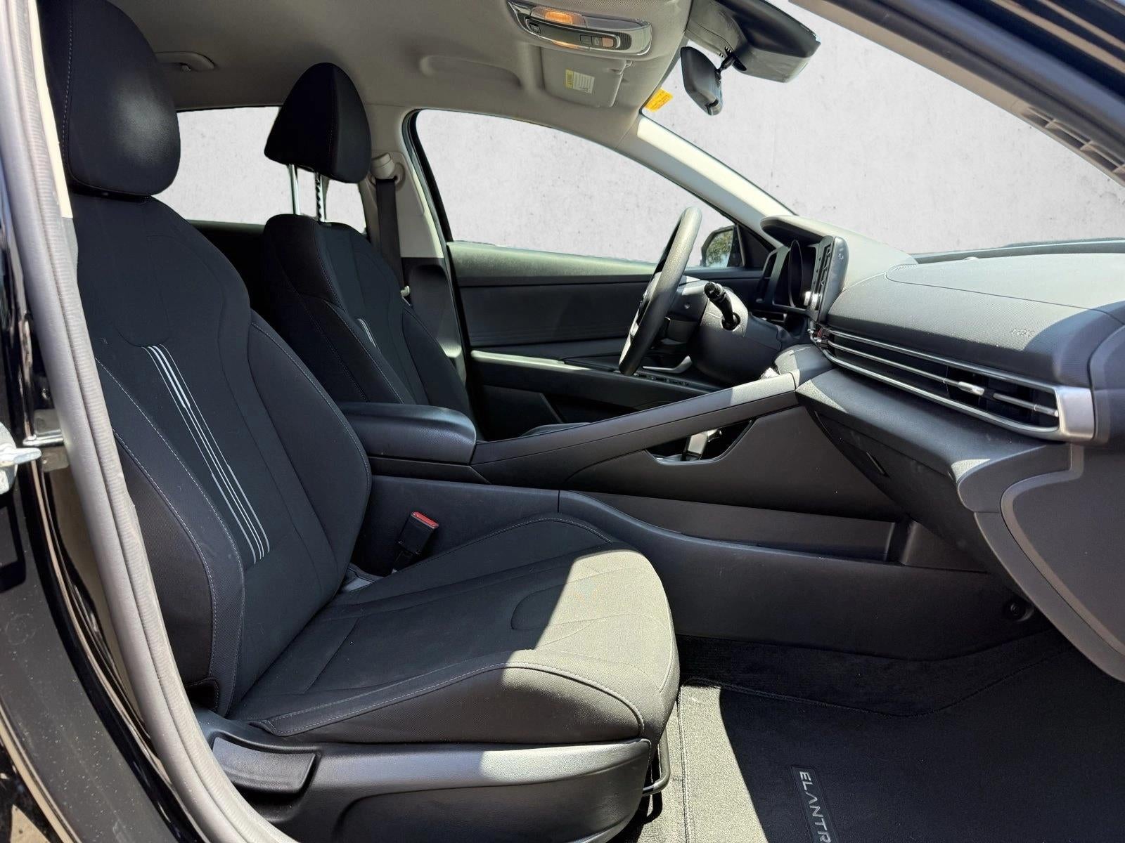 2022 Hyundai ELANTRA SEL IVT