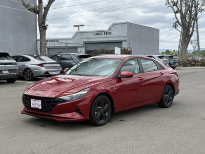 2023 Hyundai ELANTRA SEL IVT