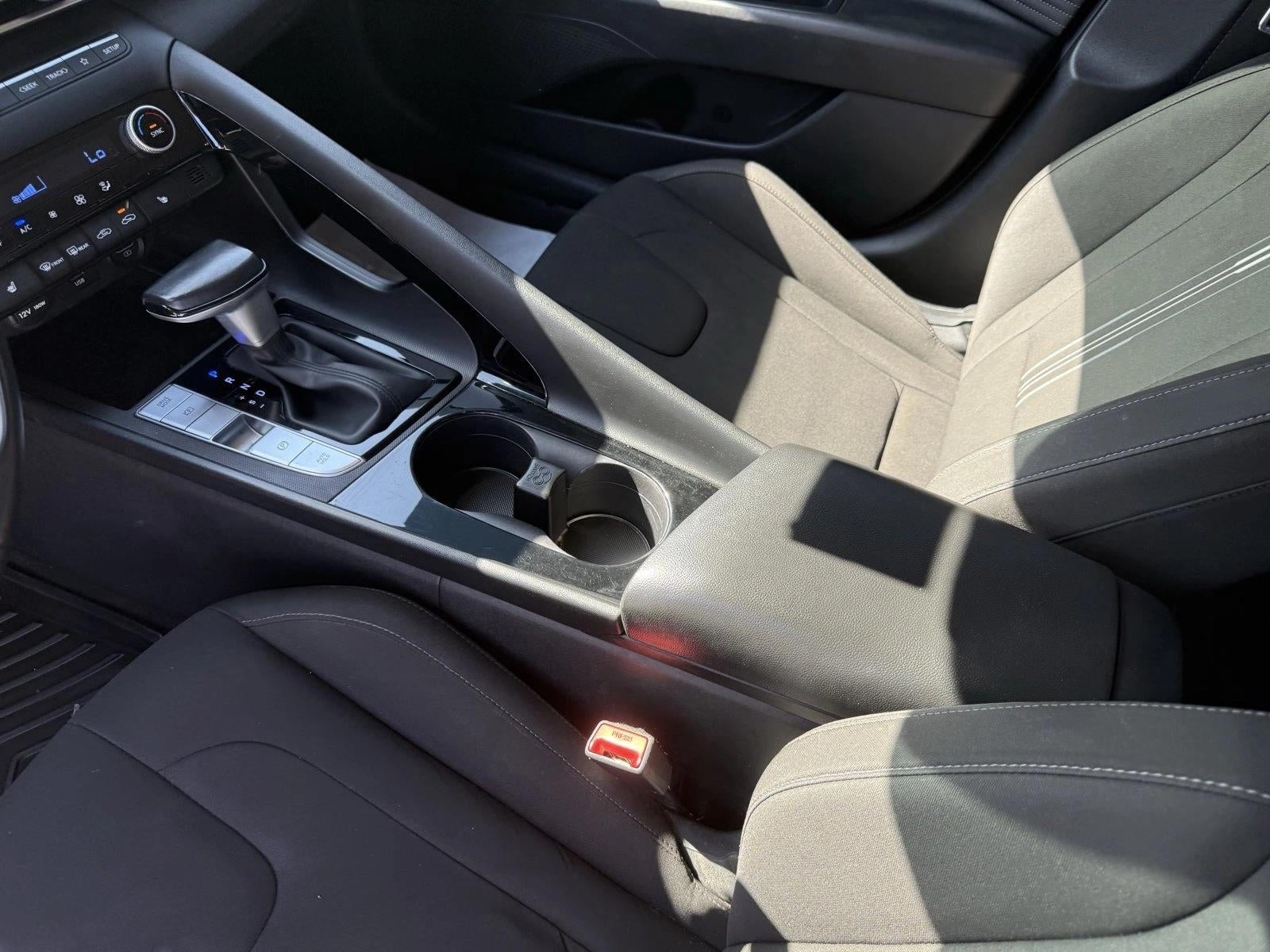 2023 Hyundai ELANTRA SEL IVT