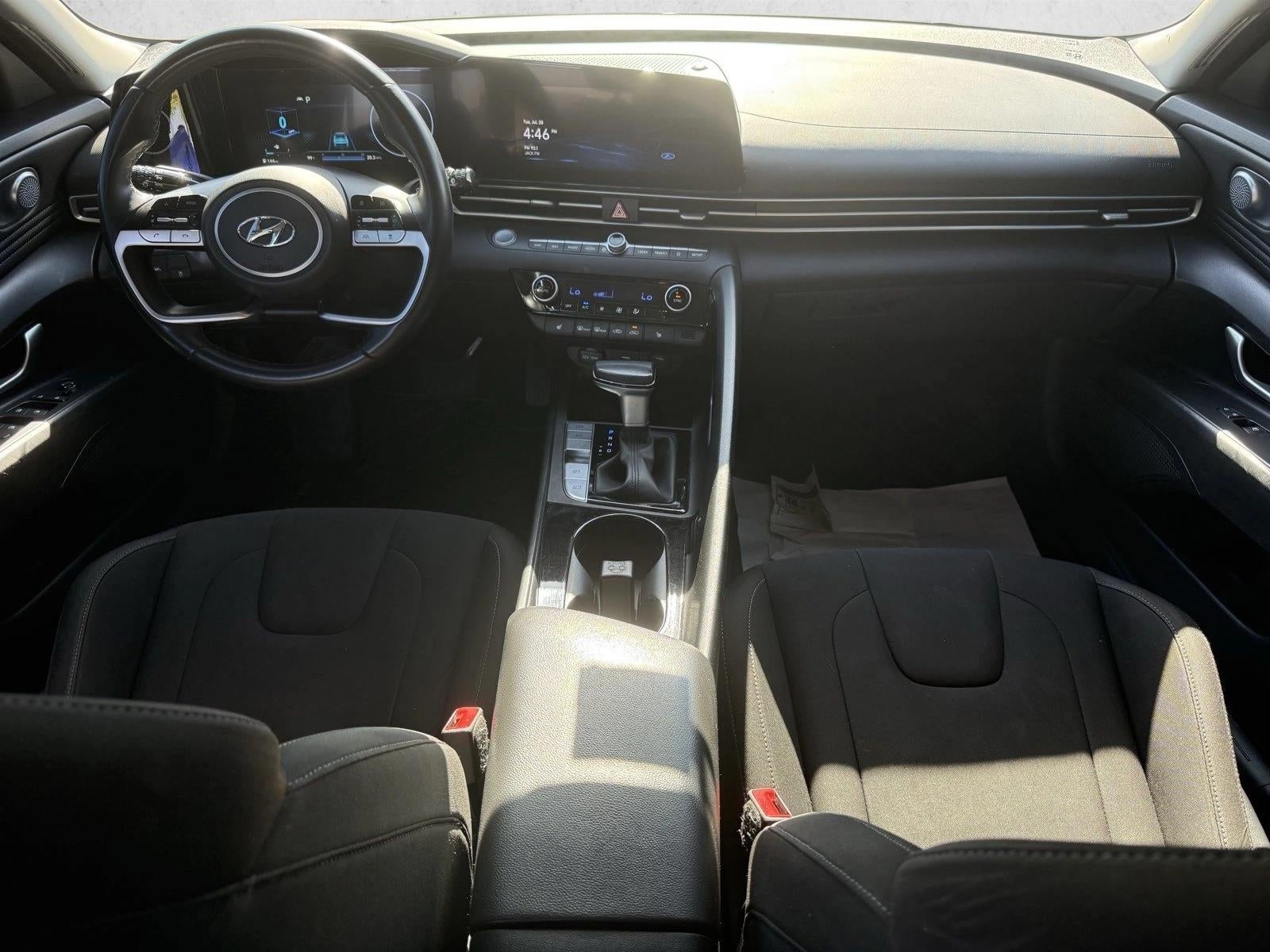 2023 Hyundai ELANTRA SEL IVT