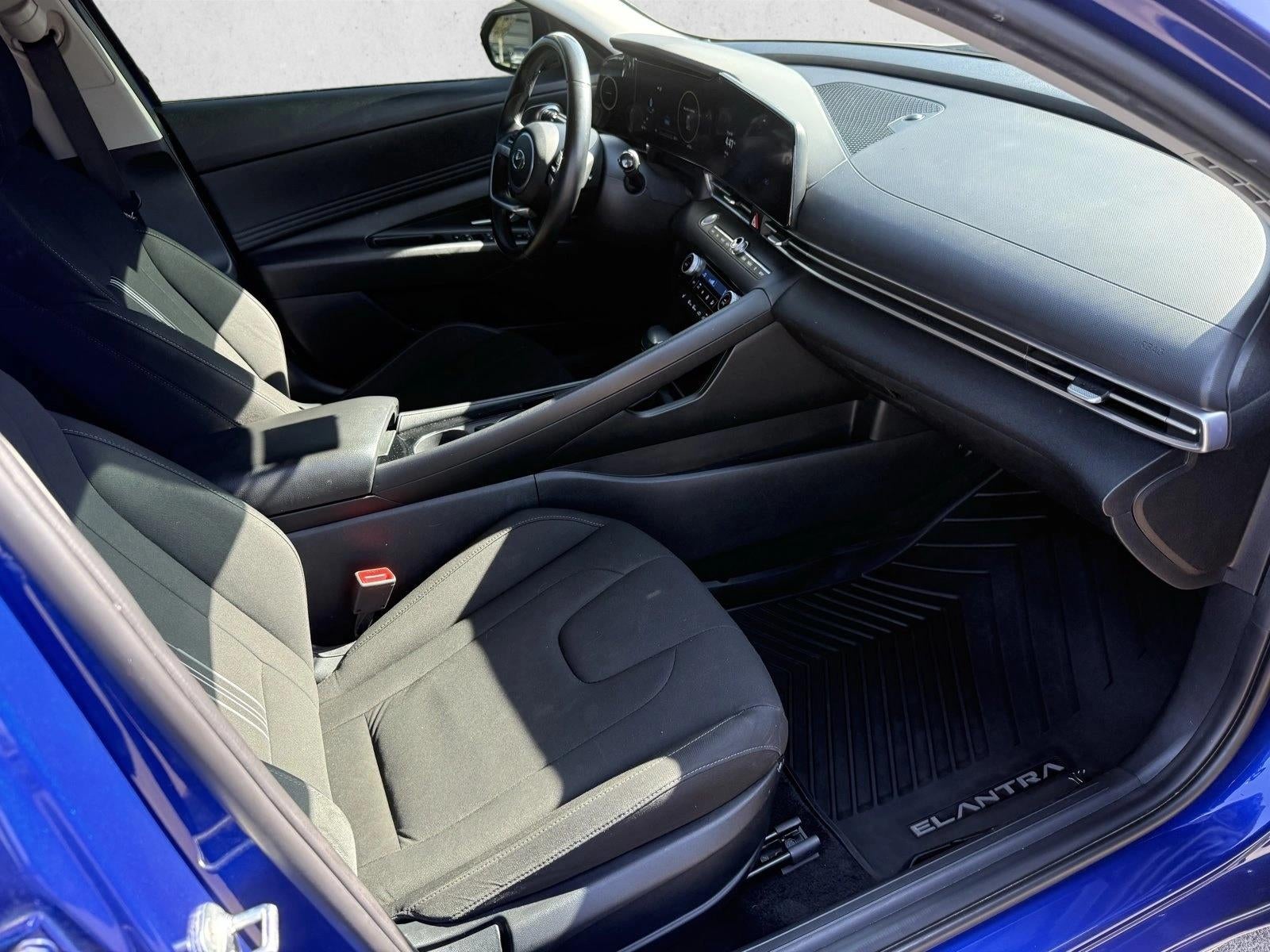 2023 Hyundai ELANTRA SEL IVT