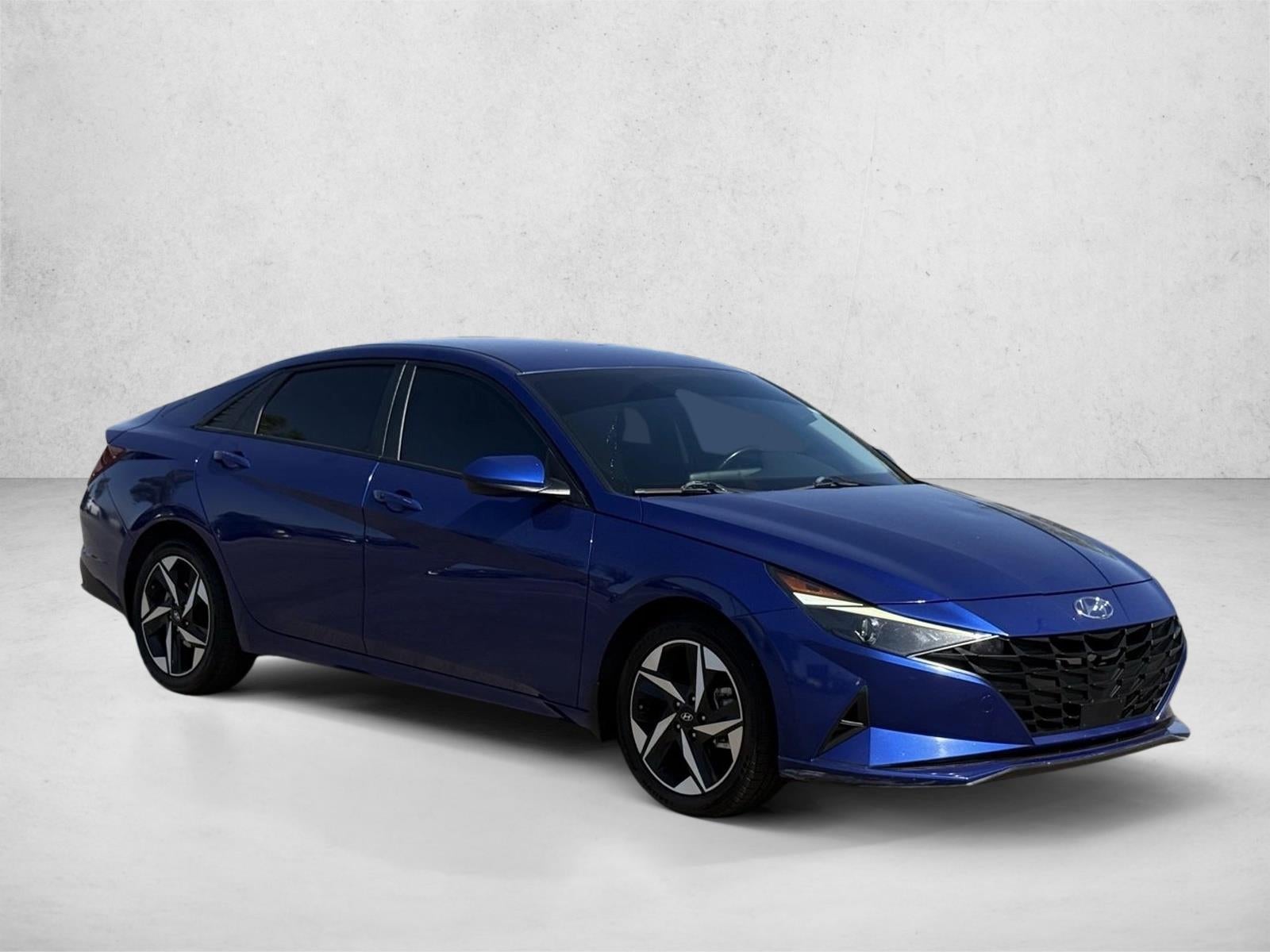 2023 Hyundai ELANTRA SEL IVT