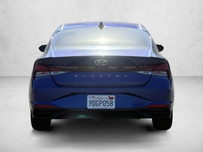 2023 Hyundai ELANTRA SEL IVT