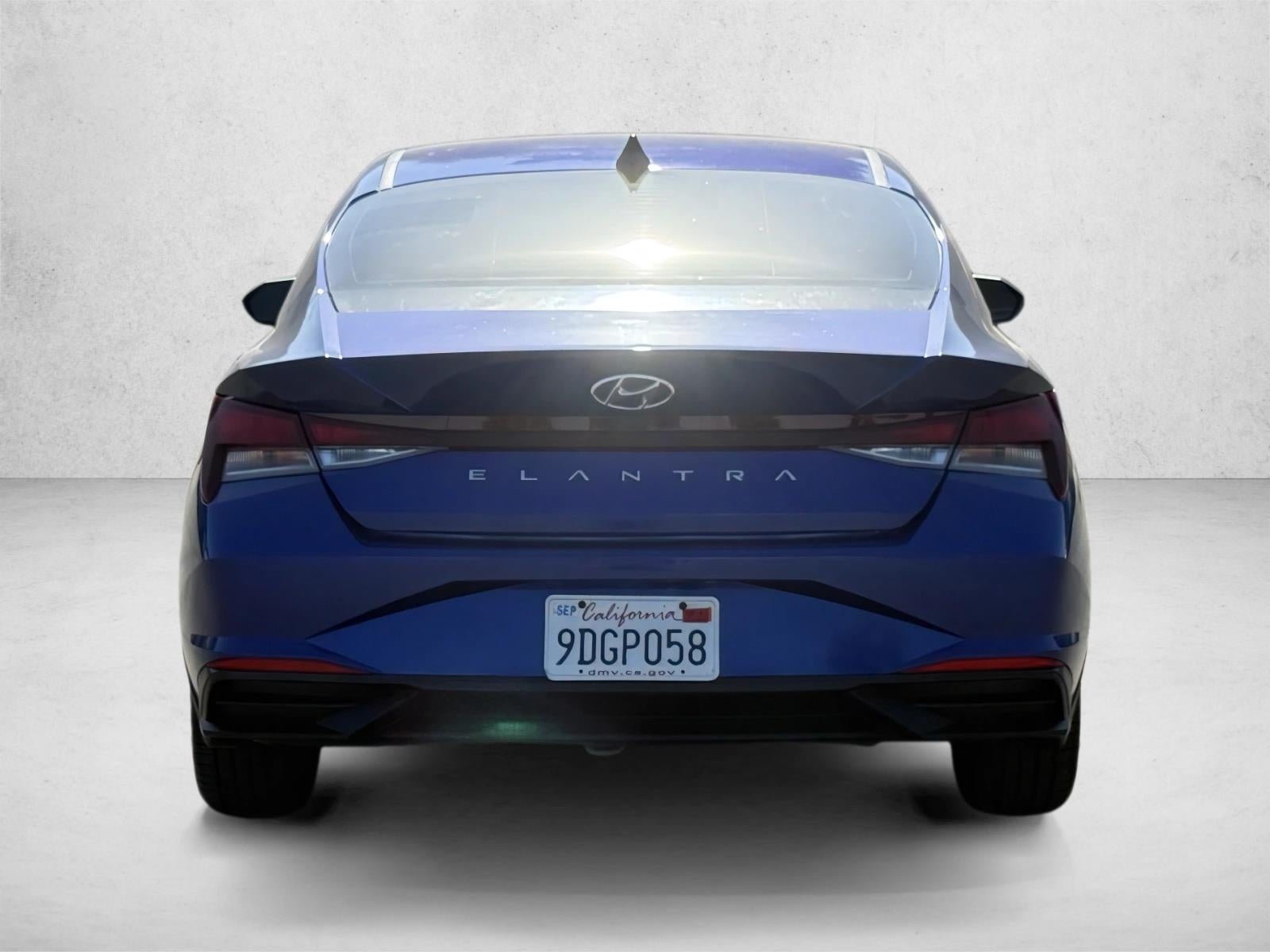 2023 Hyundai ELANTRA SEL IVT