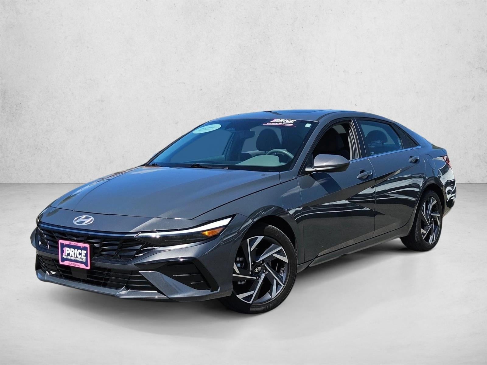 2024 Hyundai ELANTRA SEL IVT