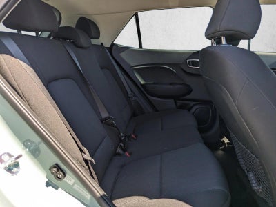 2026 Hyundai VENUE SE FWD