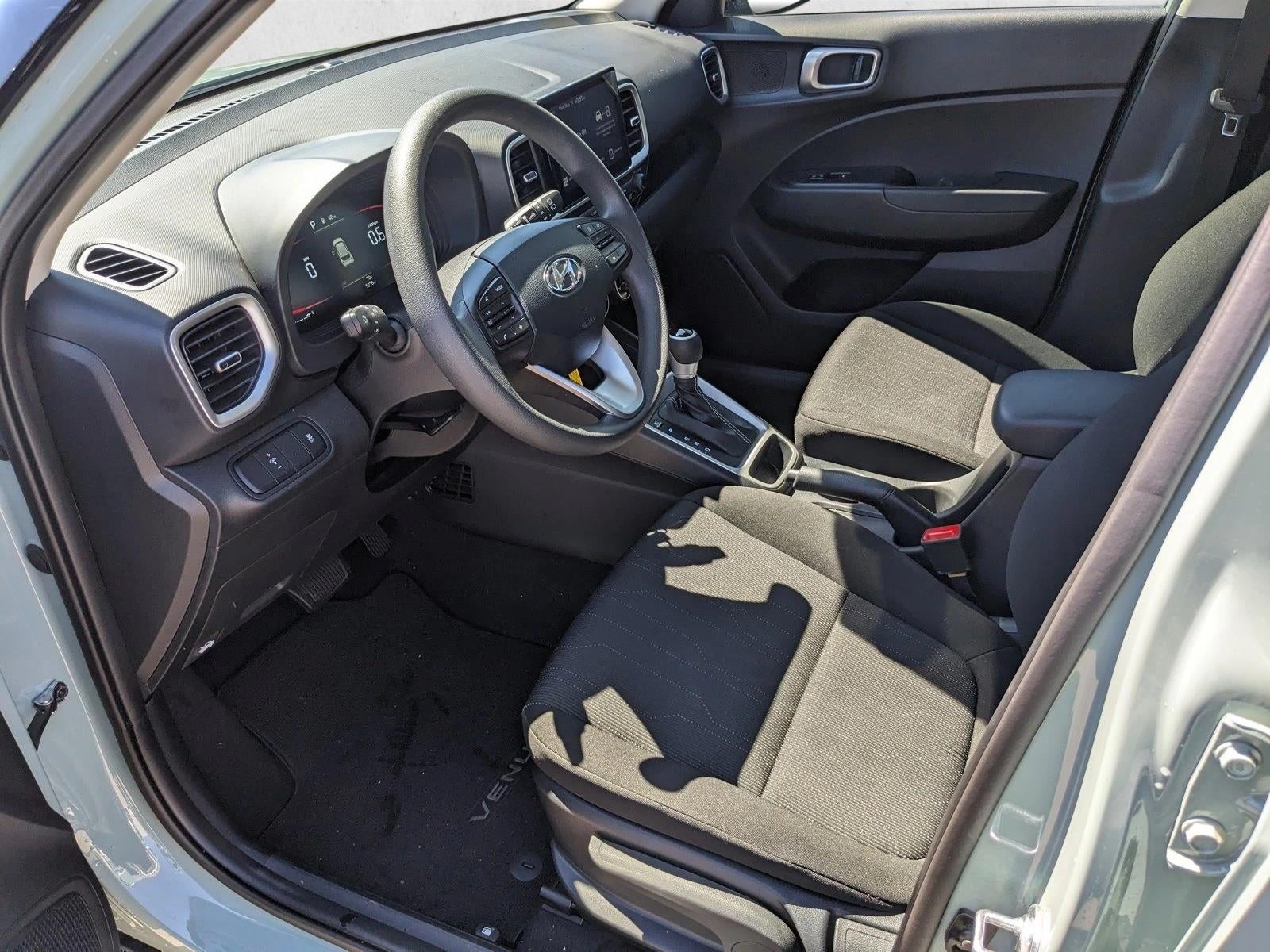 2026 Hyundai VENUE SE FWD
