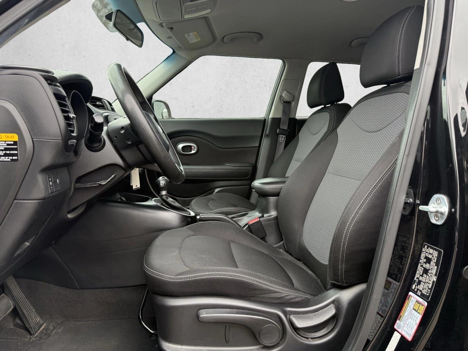 2018 Kia Soul + Auto