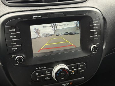 2018 Kia Soul + Auto