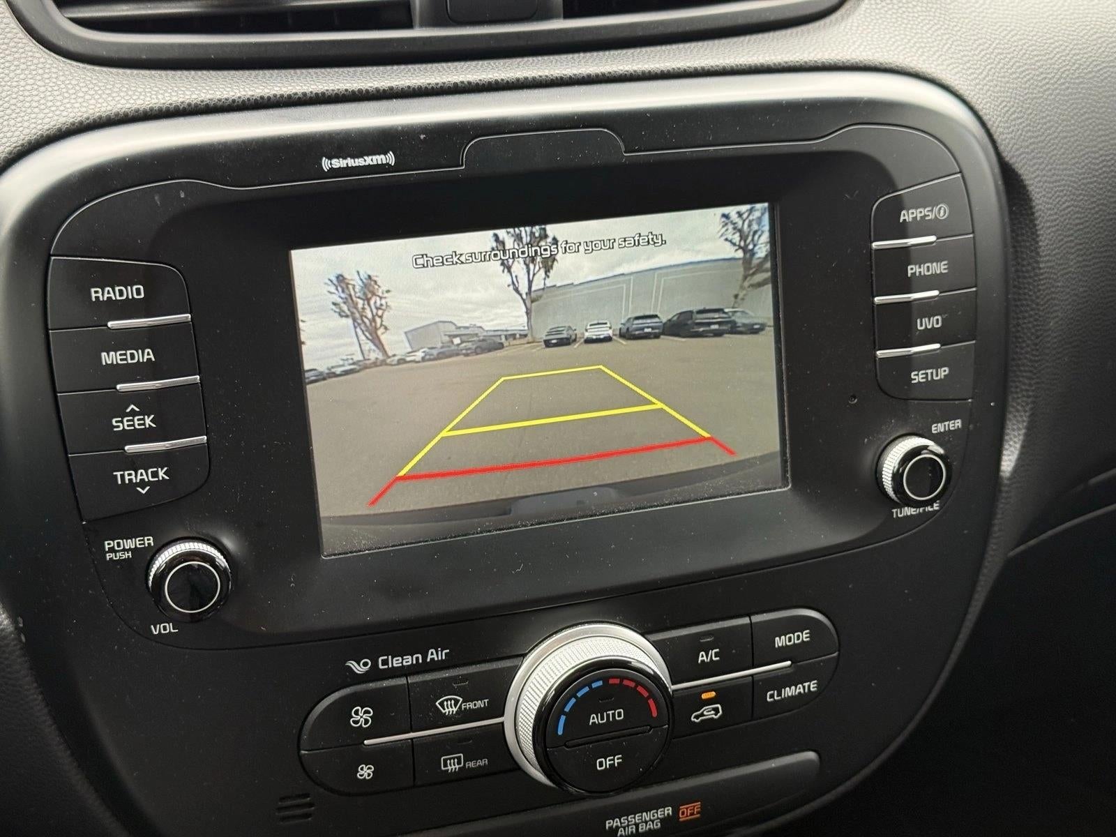 2018 Kia Soul + Auto