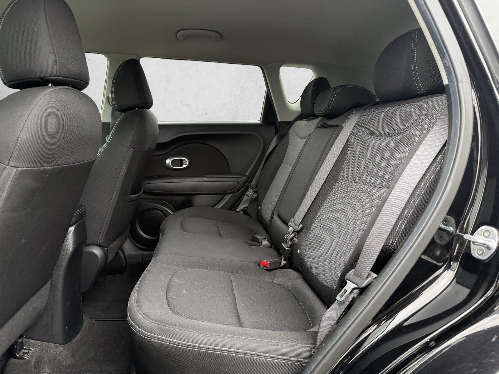 2018 Kia Soul + Auto