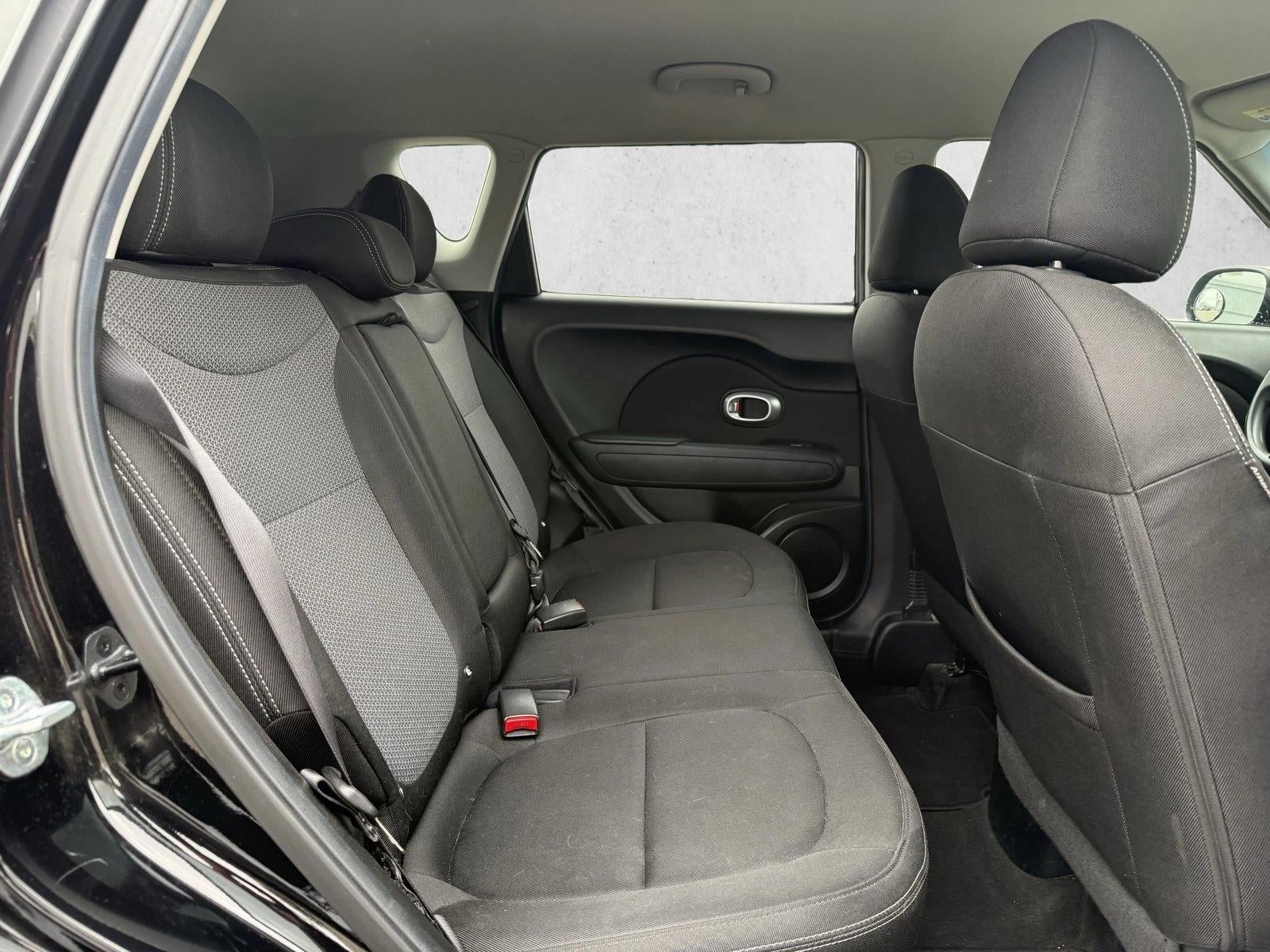 2018 Kia Soul + Auto