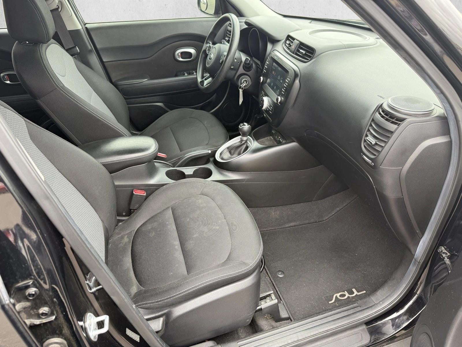 2018 Kia Soul + Auto